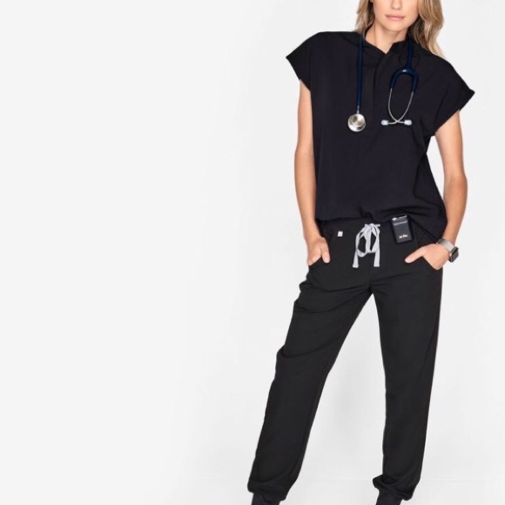 Figs Rafaela Scrub Top! Size Small 🖤 black